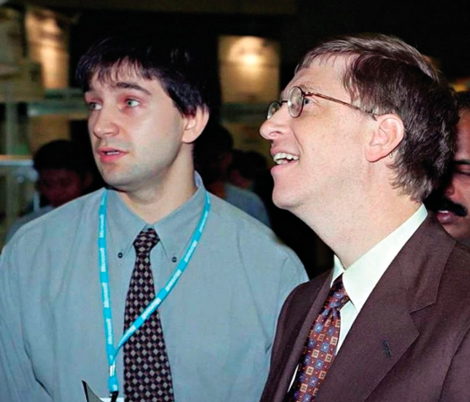 In 1997 Serg Bell met Bill Gates, who praised the Cassandra architecture.